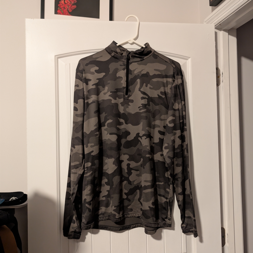 Men's Camouflage Zip-Up Sweater